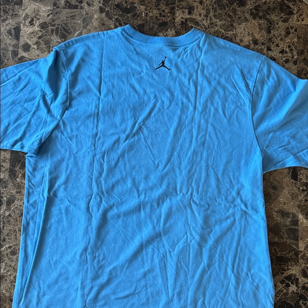 Jordan Mens Large Tshirt - Picture 4 of 4